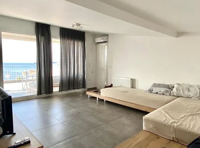 Aristotelia Gi - Panorama Apartament